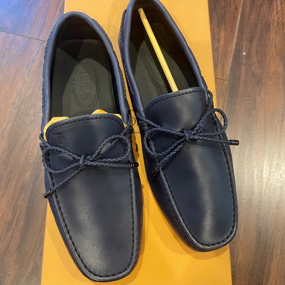 City Gommino Driving Shoes (NEVER USED) main image 4
